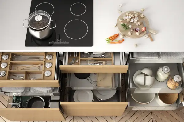 Como organizar gavetas da cozinha de forma prática